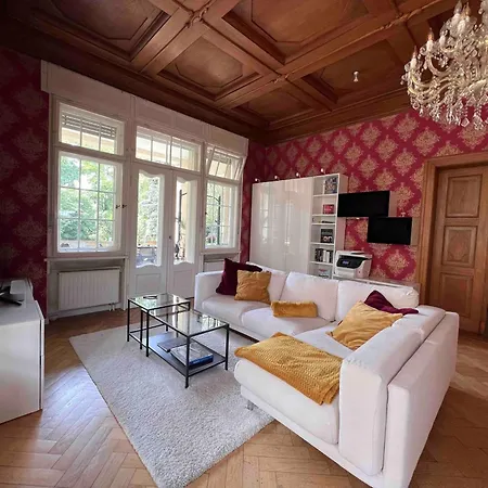 Vacation In The Center Of *