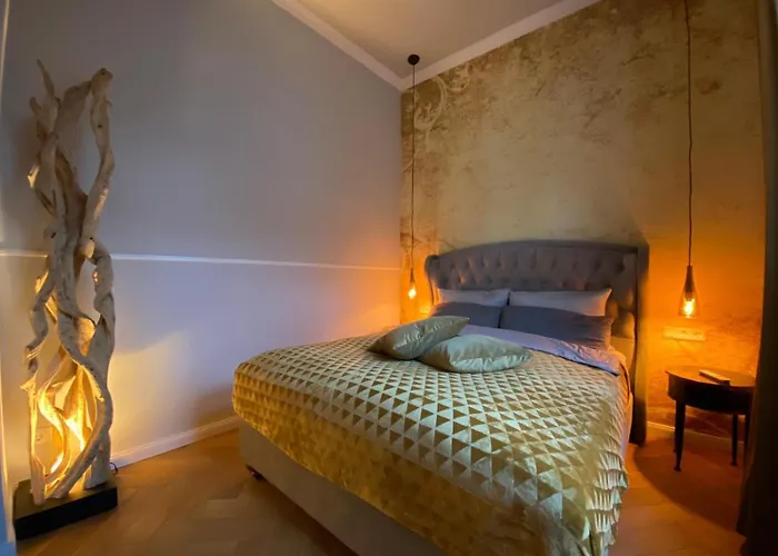 Vacation In The Center Of Feriehus Dresden