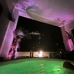 Vacation In The Center Of Vakantiehuis Dresden